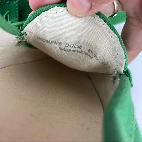 Cole Haan Womens Grand .OS 6.5 Pinch Maine Classic Green Canvas Penny Loafers - Picture 6 of 6